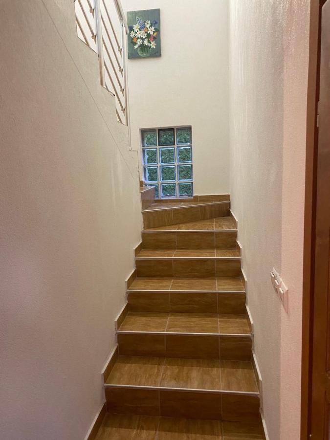 Amar Apartmani, ไยเซ ภายนอก รูปภาพ