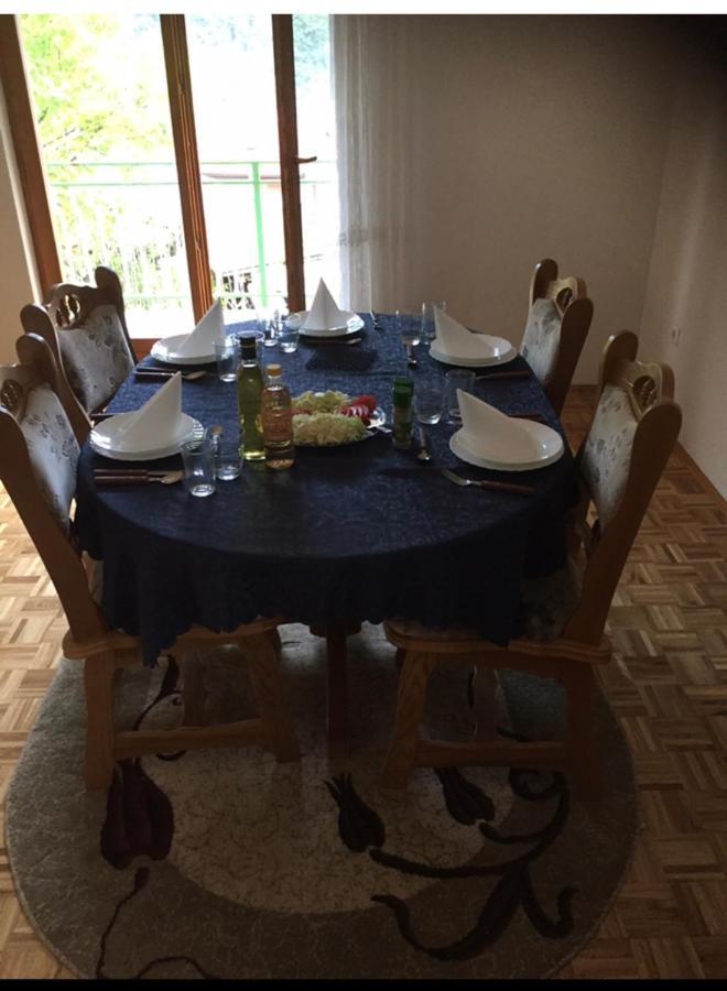 Amar Apartmani, ไยเซ ภายนอก รูปภาพ