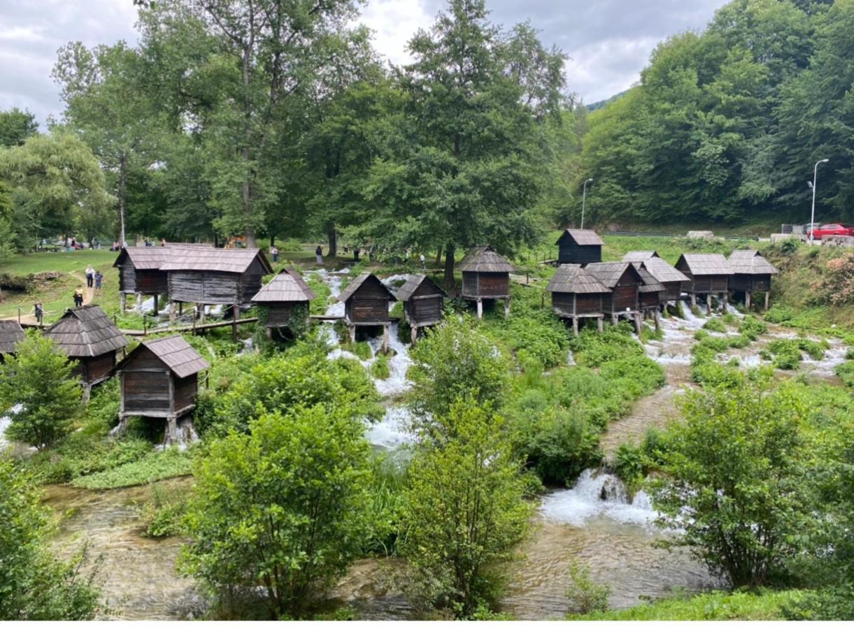 Amar Apartmani, ไยเซ ภายนอก รูปภาพ